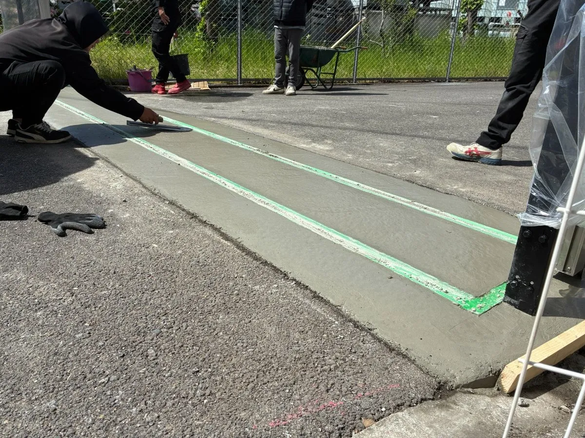 【ゲート　新設工事　コンクリート打設】